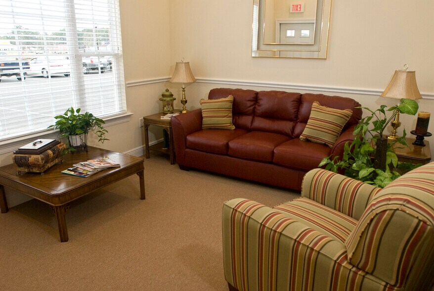 More Photos Of 4100 Stephens Rd NE, Cleveland Medical For Sale