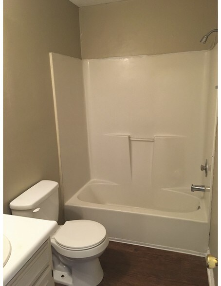 More Photos Of 230 Lanier Dr, Statesboro Apartments For Sale