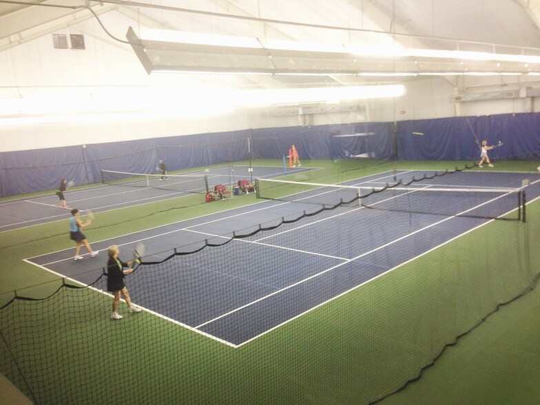 More Photos Of 451 California Rd, Quakertown Sports And Entertainment For Lease