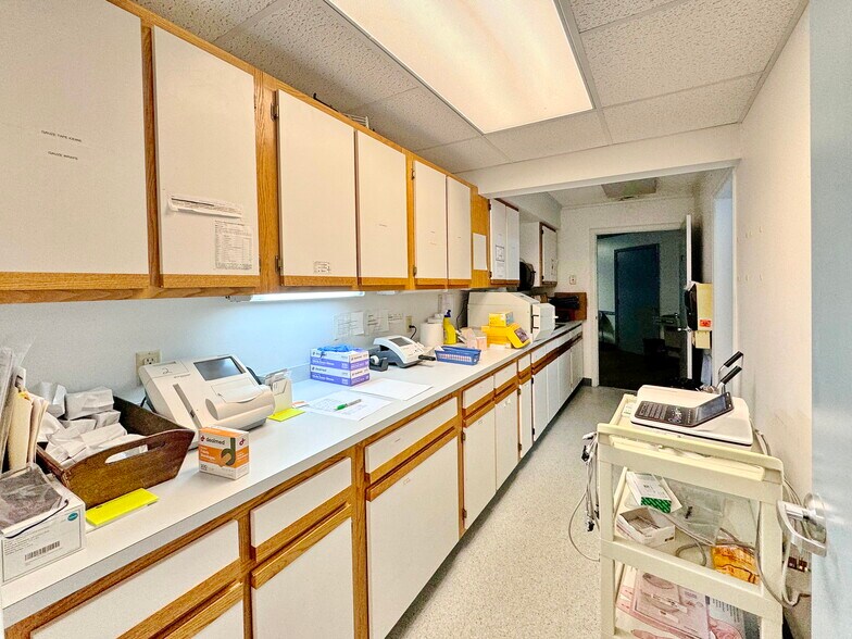 More Photos Of 8991 Redden Rd, Bridgeville Flex For Sale