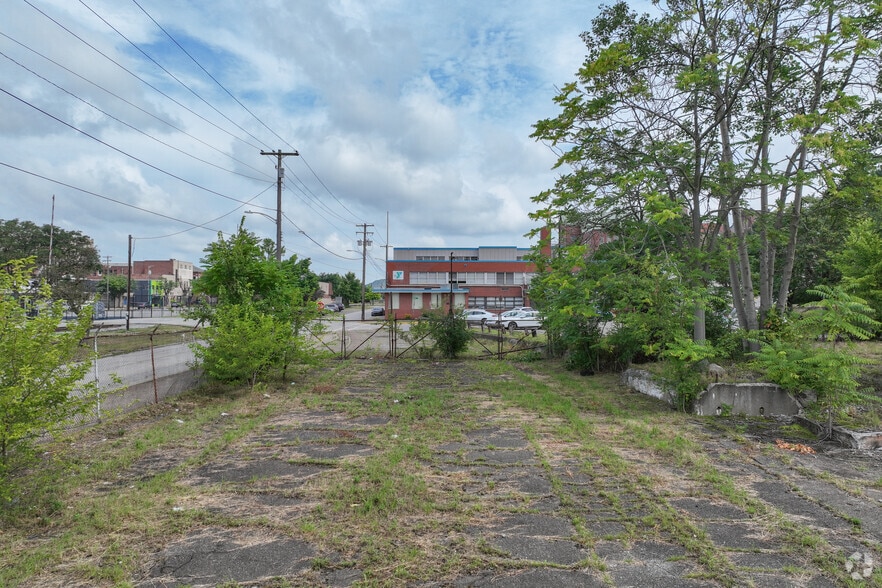 More Photos Of 700 Constitution Blvd, New Kensington Land For Sale