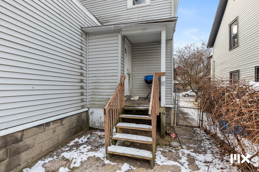 More Photos Of , Grand Rapids Multifamily For Sale