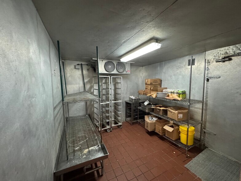 More Photos Of 2508 Dr Martin Luther King Jr Blvd, New Bern Fast Food For Lease