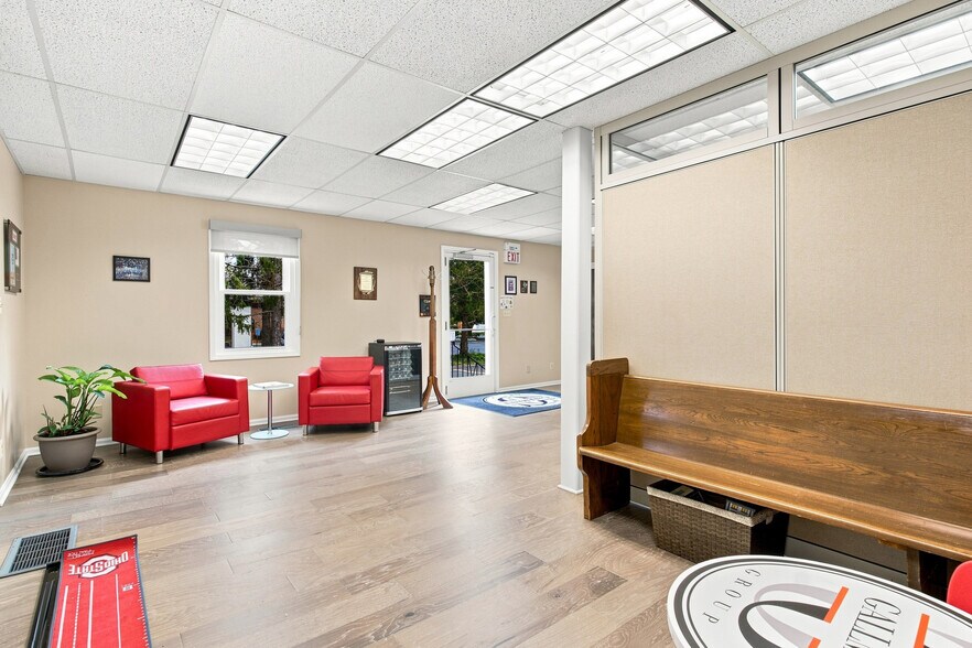 More Photos Of 33610 Solon Rd, Solon Office For Sale