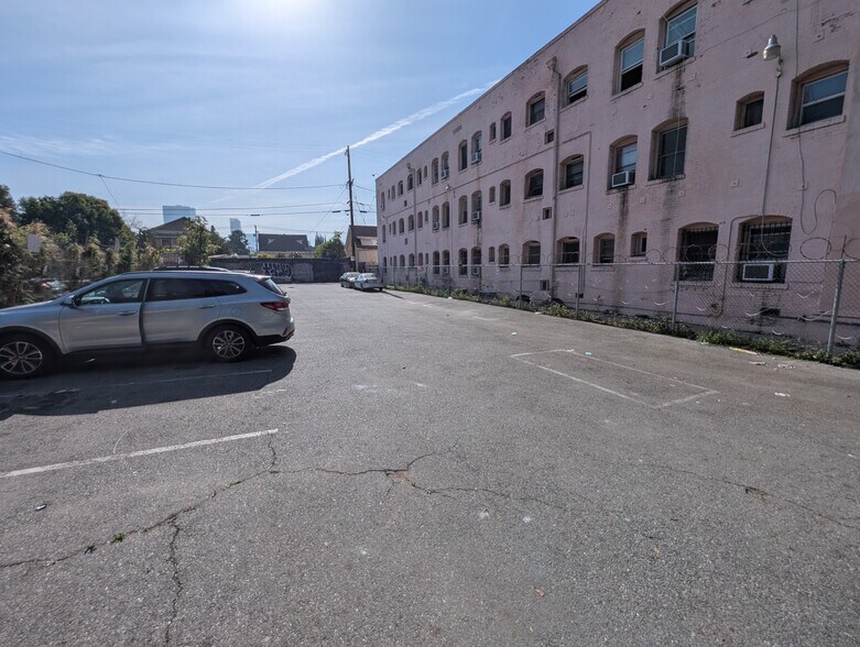 More Photos Of 1132 S Alvarado St, Los Angeles Land For Sale