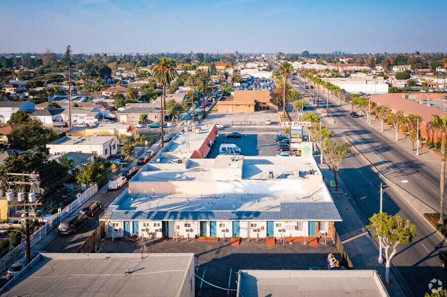 More Photos Of 605 N Long Beach Blvd, Compton Apartments For Sale