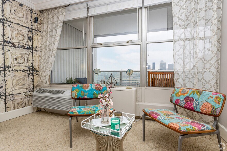 More Photos Of 800 S 4th St, Louisville Apartments For Lease