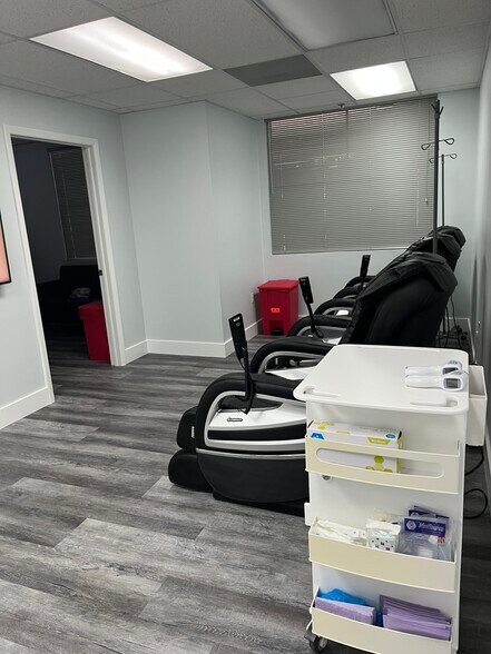 More Photos Of 7765 SW 87th Ave, Miami Medical For Sale