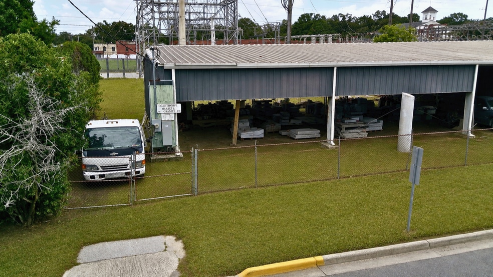 More Photos Of 918 E Broad St, Savannah Warehouse For Sale