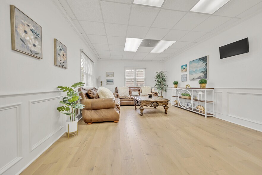 More Photos Of 751 Walnut Knoll Rd, Cordova Office For Sale