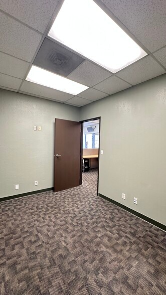 More Photos Of 8242 W 3rd St, Los Angeles Office For Lease