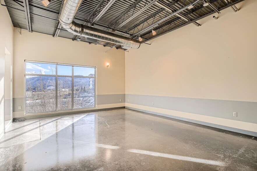 More Photos Of 1211 Avery St, Golden Office For Lease