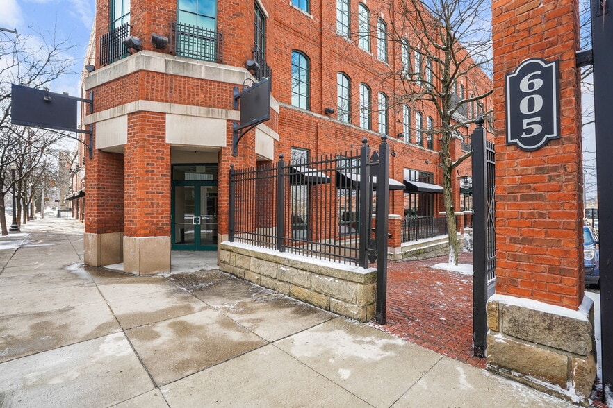 More Photos Of 605 S Front St, Columbus Office For Lease