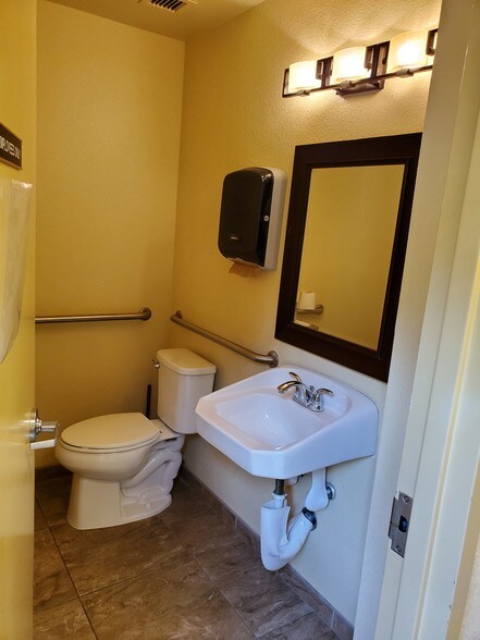 More Photos Of 5144 E Busch Blvd, Tampa Bank For Sale