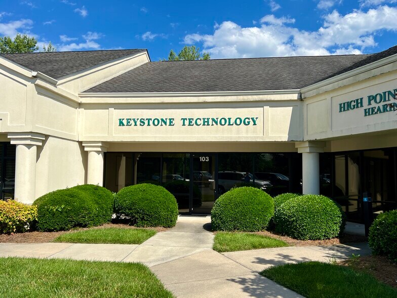 Primary Photo Of 1008 Hutton Ln, High Point Office For Lease