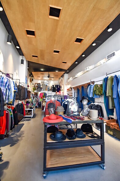 More Photos Of 2104 18th St NW, Washington Storefront Retail Residential For Lease