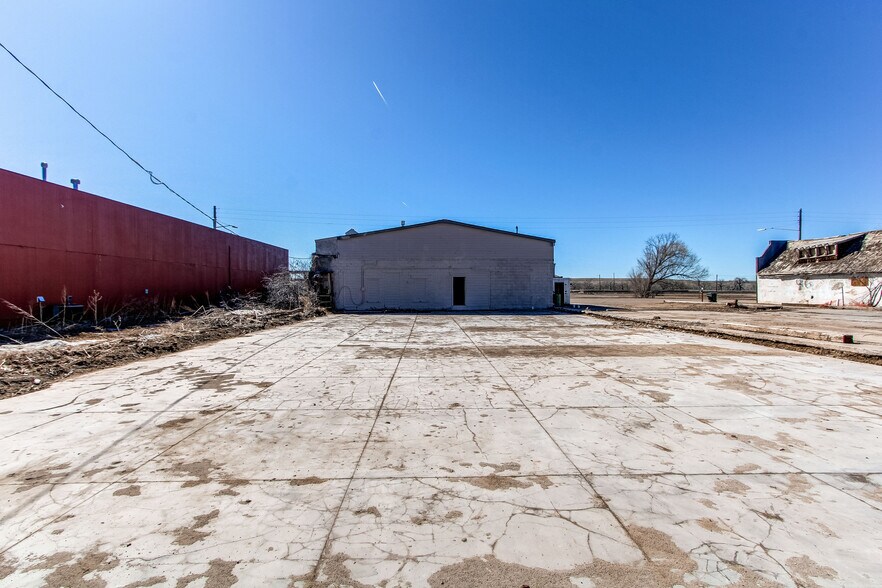 More Photos Of 618 1st Ave, Deer Trail Restaurant For Sale