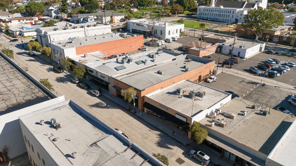 More Photos Of 6728 Bright Ave, Whittier Storefront For Sale