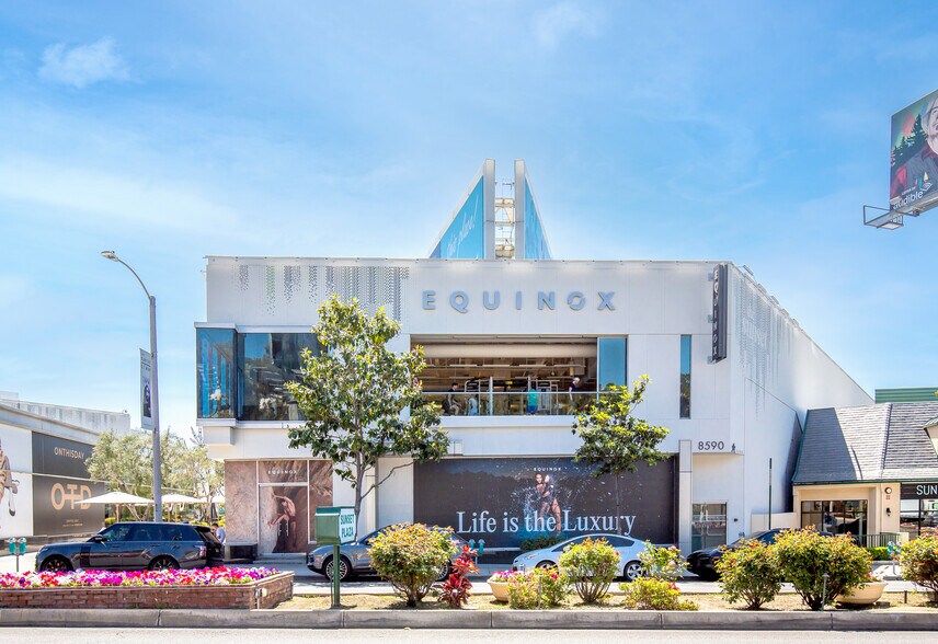 More Photos Of 8590 W Sunset Blvd, West Hollywood Freestanding For Lease
