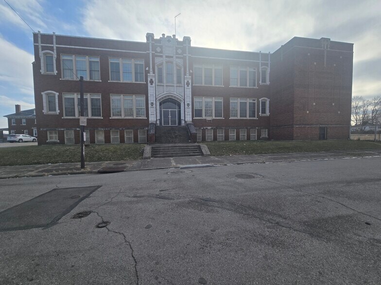 More Photos Of 1317 Cincinnati St, Dayton Religious Facility For Sale