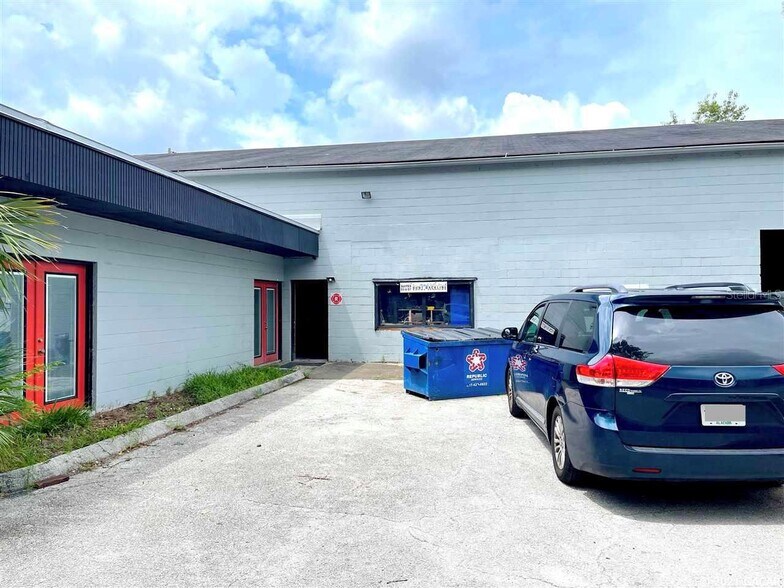 More Photos Of 1995 NE 31st Ave, Gainesville Warehouse For Lease