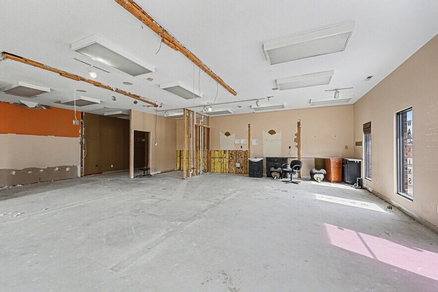 More Photos Of 208 W Salisbury St, Asheboro Medical For Lease