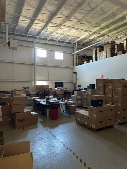 More Photos Of 280 Heritage Ave, Portsmouth Warehouse For Lease