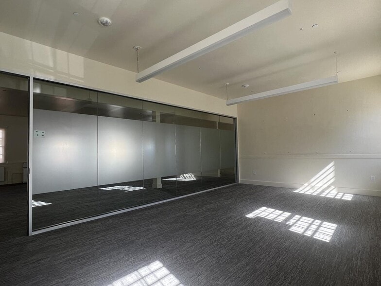 More Photos Of 1163-1167 Gorgas Ave, San Francisco Unknown For Lease