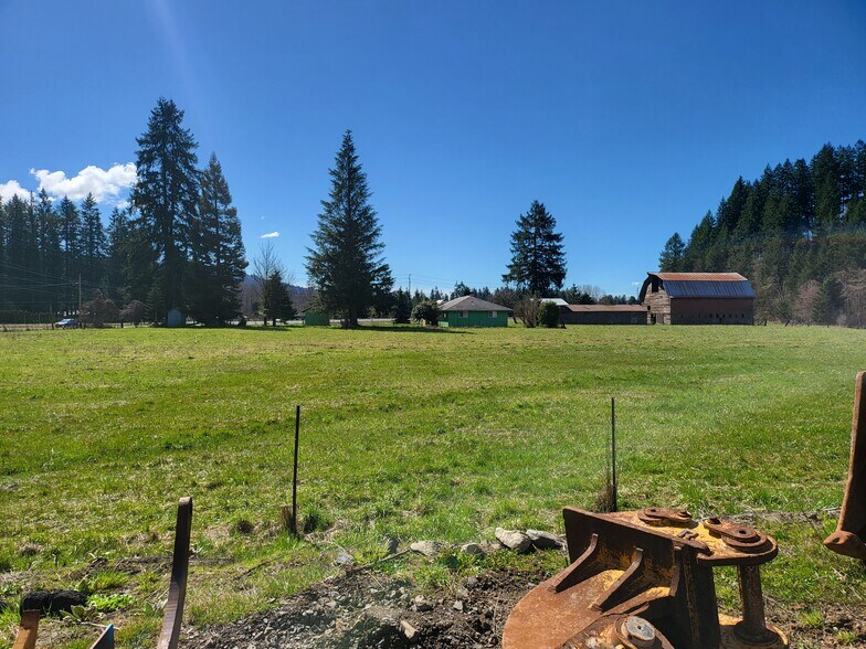 More Photos Of 115 Butte Hill Rd, Woodland Industrial For Lease