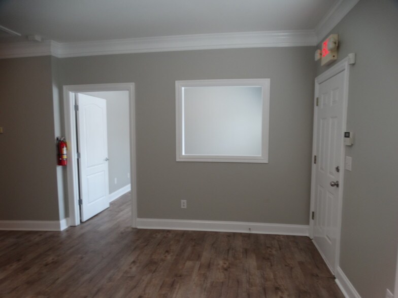 More Photos Of 1050 Shiloh Rd NW, Kennesaw Medical For Sale