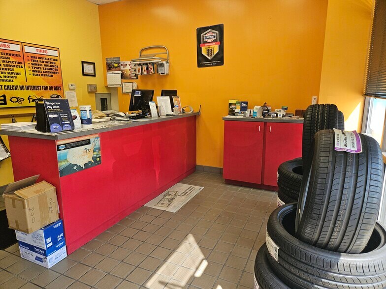 More Photos Of 3943 Old Austell Rd, Powder Springs Auto Repair For Sale