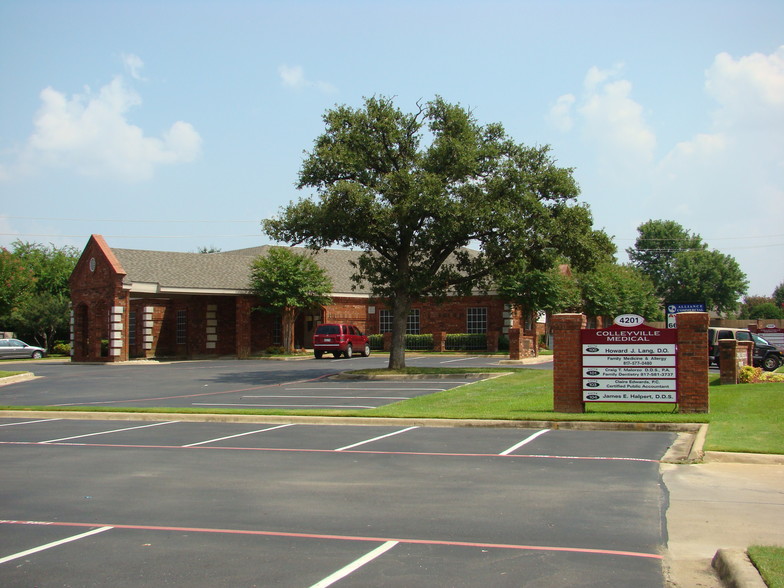 Primary Photo Of 4109-4201 Brown Trl, Colleyville Medical For Lease