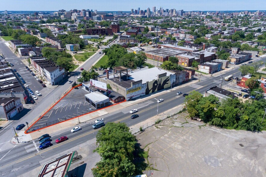 More Photos Of 2351 E North Ave, Baltimore Auto Repair For Sale