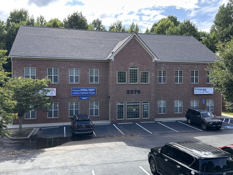 Primary Photo Of 2576 Lawrenceville Suwanee Rd, Suwanee Medical For Lease