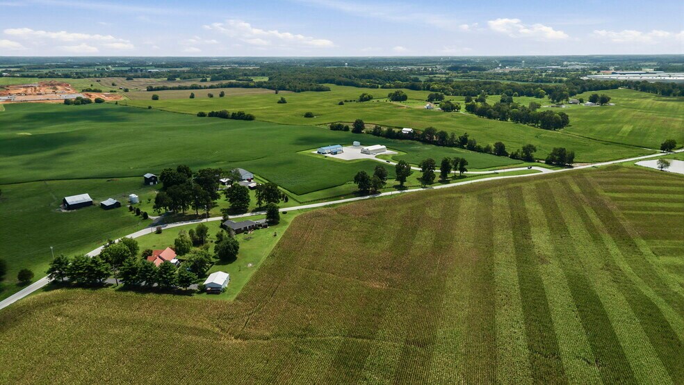 More Photos Of 4395 Witt rd, Franklin Manufacturing For Sale