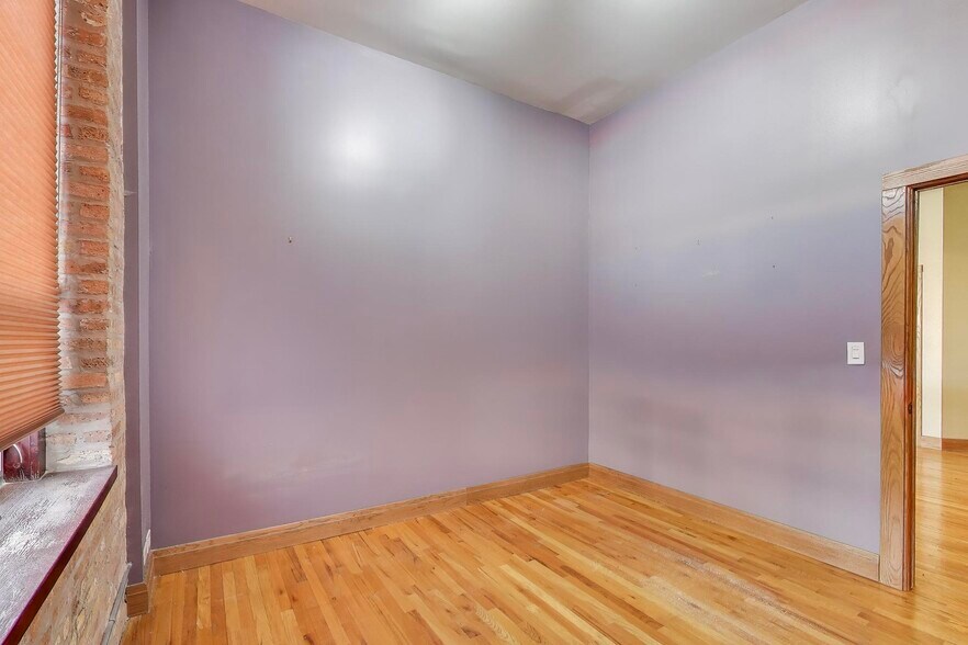 More Photos Of 1811-1819 W North Ave, Chicago Office For Lease