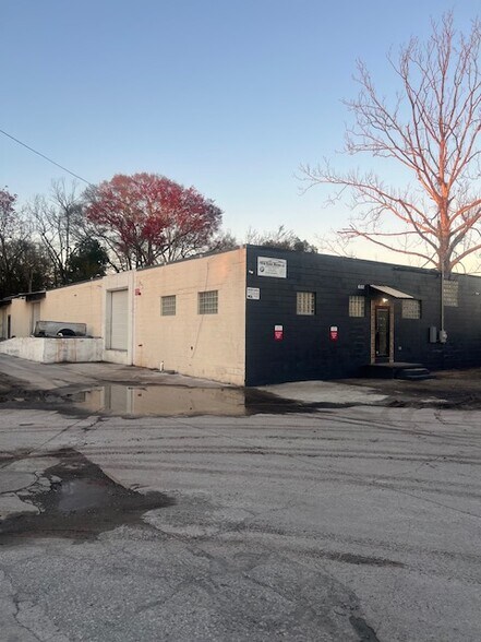 Primary Photo Of 682 Edgewood Ave N, Jacksonville Warehouse For Lease