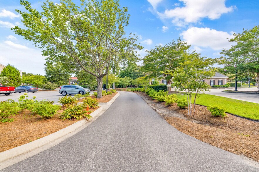 More Photos Of 11359 Highway 17, Pawleys Island Restaurant For Sale