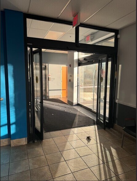 More Photos Of 645 Roy Wilkins Ave, Louisville Medical For Lease