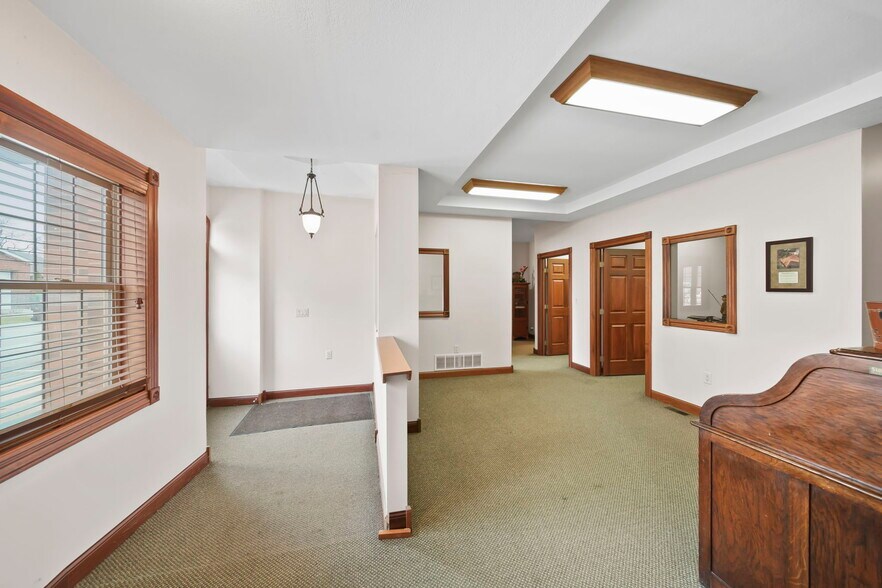 More Photos Of 104 Main St, Waldron Office Residential For Sale