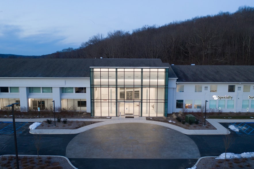 More Photos Of 376 Lafayette Ave, Sparta Medical For Lease