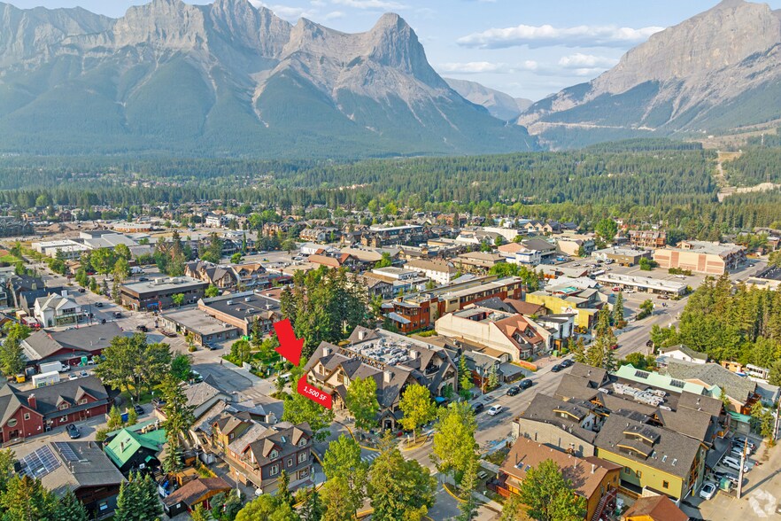 More Photos Of 1001 6 Ave, Canmore Storefront For Lease