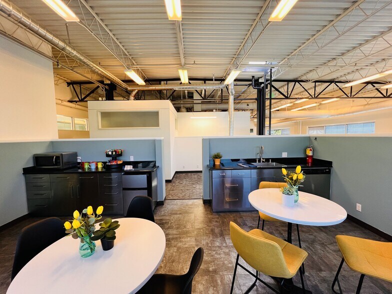 More Photos Of 10549-10555 Jefferson Blvd, Culver City Unknown For Lease