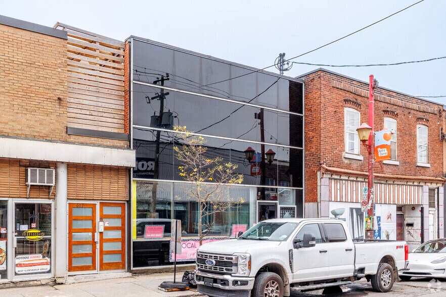 More Photos Of 621 Rue Notre-Dame, Montréal Storefront For Lease