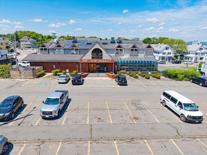More Photos Of 21 Memorial Dr, Plymouth Storefront Retail Office For Sale
