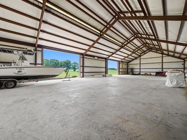 More Photos Of 5676 State Highway 2 W, Defuniak Springs Horse Stables For Sale