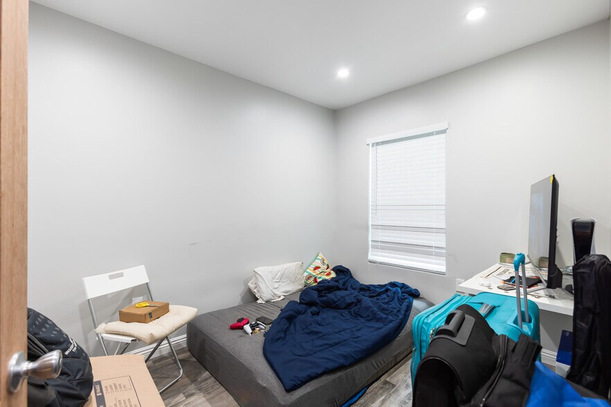 More Photos Of 406 S St Andrews Pl, Los Angeles Apartments For Sale