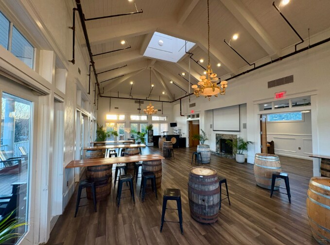 More Photos Of 1901 E Ocean View Ave, Norfolk Storefront For Sale