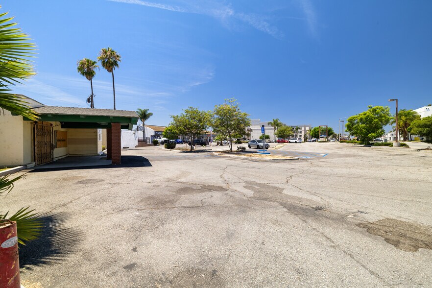 More Photos Of 10478 Valley Blvd, El Monte Restaurant For Sale