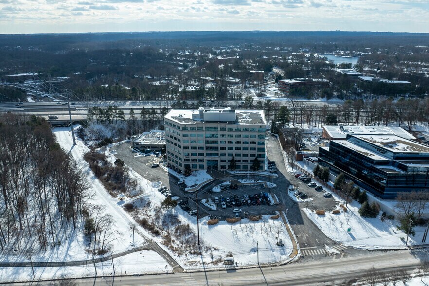 More Photos Of 11091 Sunset Hills Rd, Reston Office For Lease